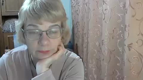 Snapshot of vanillaxcreamy chatting on 02-22-25, 04:19 Vanillaxcreamy online show from 02-22-25, 04:19