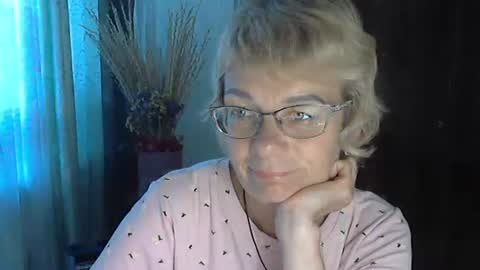 Snapshot of vanillaxcreamy chatting on 10-02-25, 01:18 Vanillaxcreamy online show from 10-02-25, 01:18
