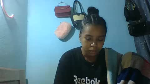 Snapshot of vanille6006 chatting on 06-25-26, 06:34 vanille6006 online show from 06-25-26, 06:34