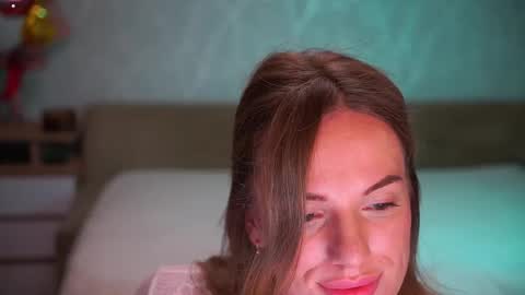 Sophie online show from 11-02-25, 08:44