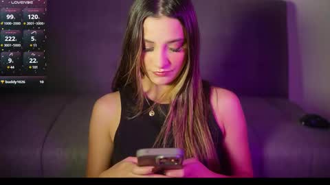 Snapshot of vaniluu9 chatting on 02-20-25, 10:37 Vanilu online show from 02-20-25, 10:37