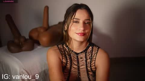 Snapshot of vaniluu9 chatting on 10-22-25, 10:42 Vanilu online show from 10-22-25, 10:42