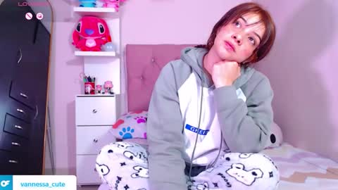 Vanesa online show from 12-19-25, 02:18