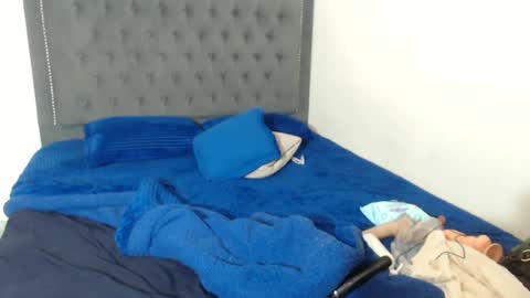 Vannesa online show from 12-19-24, 02:45