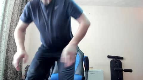 vano_822 online show from 04-11-26, 08:07