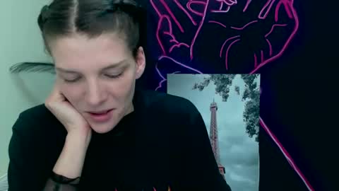 Snapshot of vanrey_ chatting on 03-12-25, 09:44 Vanessa online show from 03-12-25, 09:44