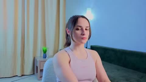 Mary online show from 06-11-26, 06:33