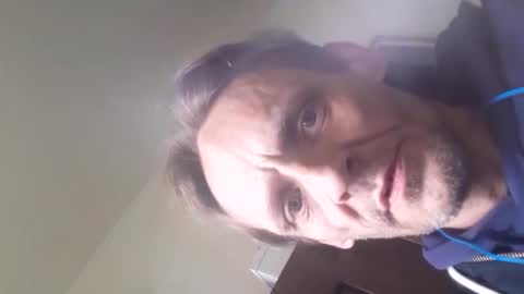 vanuffelentony10 online show from 06-04-26, 11:49