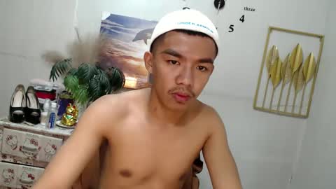 vanxxx2005 online show from 02-15-25, 03:06