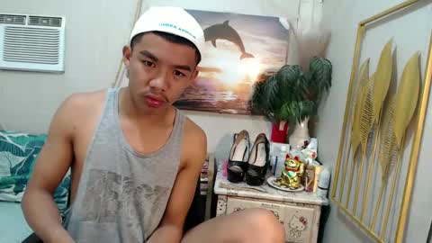 vanxxx2005 online show from 02-24-25, 08:25