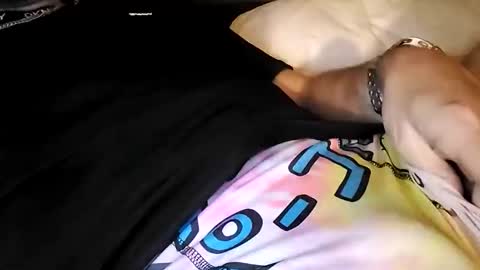 Vanyllaice online show from 12-21-25, 05:14