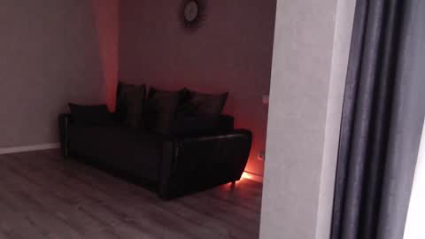 Varonica Caprii Online this week  Monday Tuesday Thursday Friday online show from 12-17-24, 08:01