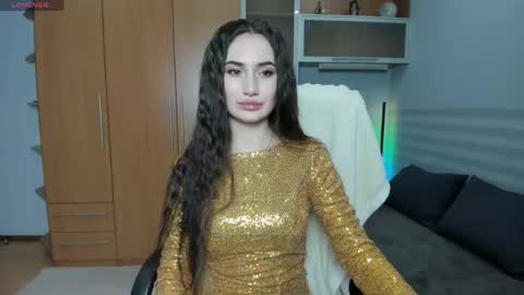 Snapshot of vasilisacute chatting on 04-18-26, 07:18 Mira online show from 04-18-26, 07:18