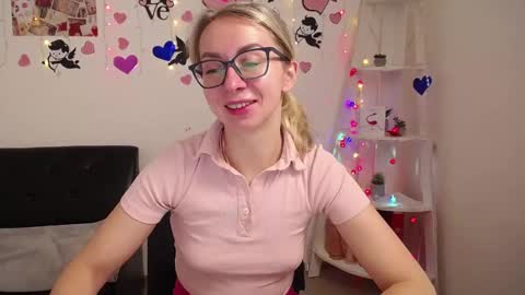 Snapshot of vasilisasii chatting on 01-25-25, 06:34 Vasilisa online show from 01-25-25, 06:34