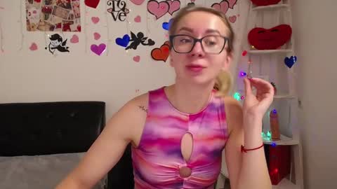 Snapshot of vasilisasii chatting on 02-15-25, 09:16 Vasilisa online show from 02-15-25, 09:16