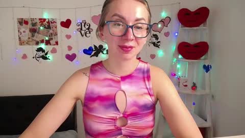 Snapshot of vasilisasii chatting on 02-15-25, 04:12 Vasilisa online show from 02-15-25, 04:12