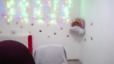 Snapshot of vasilisasii chatting on 10-13-25, 05:18 Vasilisa online show from 10-13-25, 05:18