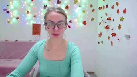 Snapshot of vasilisasii chatting on 11-26-25, 06:47 Vasilisa online show from 11-26-25, 06:47
