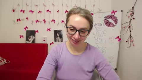 Snapshot of vasilisasii chatting on 02-23-26, 06:11 Vasilisa online show from 02-23-26, 06:11