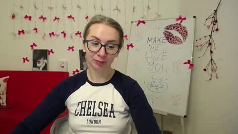 Snapshot of vasilisasii chatting on 02-27-26, 06:13 Vasilisa online show from 02-27-26, 06:13