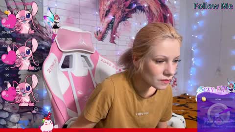 Snapshot of vasya_sylvia chatting on 12-09-24, 04:12 Vasya Sylvia online show from 12-09-24, 04:12