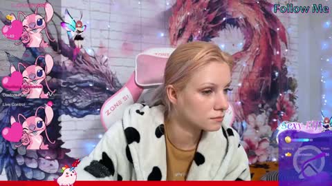 Snapshot of vasya_sylvia chatting on 12-09-24, 11:47 Vasya Sylvia online show from 12-09-24, 11:47