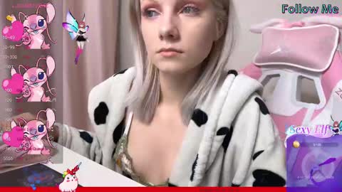 Snapshot of vasya_sylvia chatting on 02-13-25, 04:07 Vasya Sylvia online show from 02-13-25, 04:07