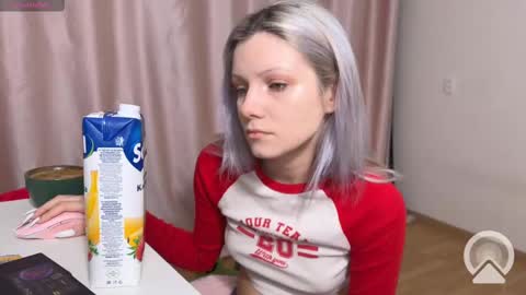 Snapshot of vasya_sylvia chatting on 03-03-25, 07:21 Vasya Sylvia online show from 03-03-25, 07:21