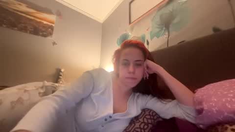 Snapshot of vaua089 chatting on 11-01-25, 01:51 vaua089 online show from 11-01-25, 01:51