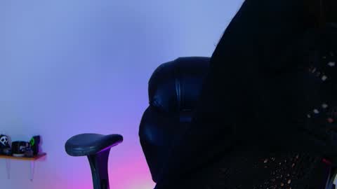 Snapshot of vayolett_dakotta chatting on 09-28-25, 12:49 Vayolett online show from 09-28-25, 12:49