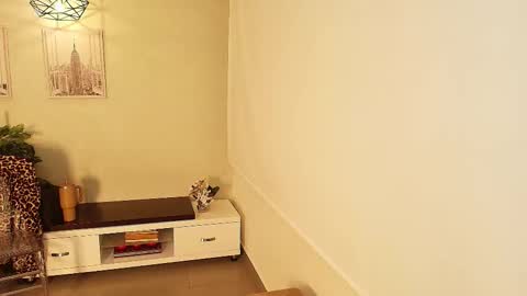 Victoria online show from 10-14-25, 10:38