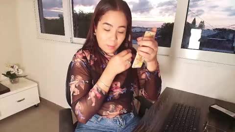 Victoria online show from 10-18-25, 11:00