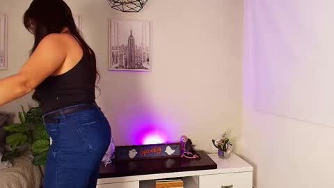 Victoria online show from 10-30-25, 11:11