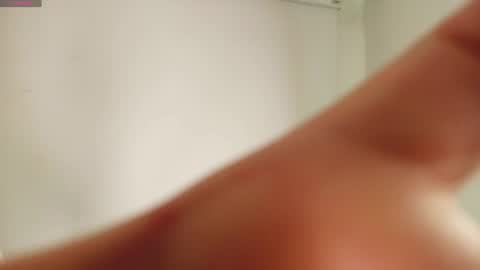 Victoria online show from 11-21-25, 11:09