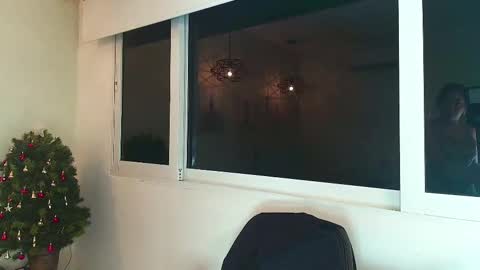 Victoria online show from 11-28-25, 10:40