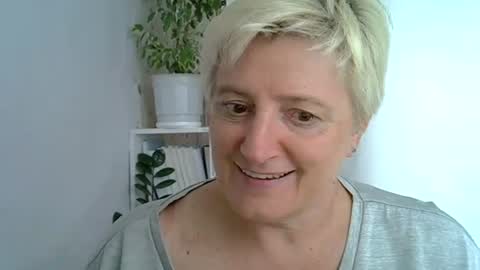 Snapshot of vea_motty chatting on 07-05-26, 09:16 vea_motty online show from 07-05-26, 09:16
