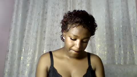 Snapshot of vee_quest chatting on 06-21-26, 06:43 vee_quest online show from 06-21-26, 06:43