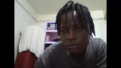 Vee tommy online show from 04-20-26, 05:43