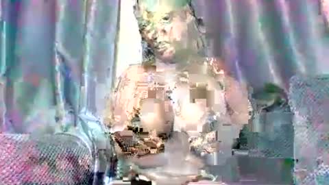 Snapshot of veeleah23 chatting on 06-15-26, 05:26 veeleah23 online show from 06-15-26, 05:26