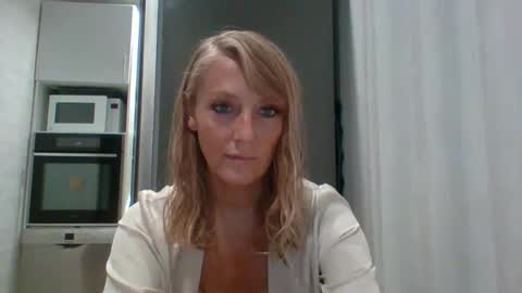 Snapshot of veessa chatting on 09-27-25, 06:13 Veessa online show from 09-27-25, 06:13