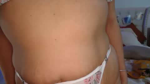 Snapshot of vegas_danielle chatting on 09-24-25, 08:39 Vegas Dani online show from 09-24-25, 08:39