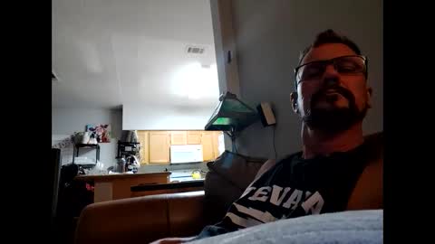 Snapshot of vegasdadbod chatting on 09-16-25, 06:58 vegasdadbod online show from 09-16-25, 06:58