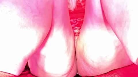 Vehe Veun online show from 12-16-25, 04:12