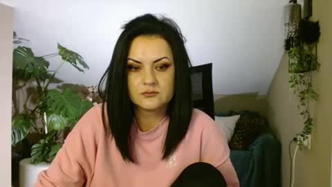 Snapshot of veilroom chatting on 02-19-26, 08:16 VeilRoom online show from 02-19-26, 08:16