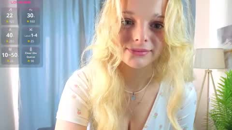 Snapshot of veldaduer chatting on 06-21-26, 03:09 veldaduer online show from 06-21-26, 03:09