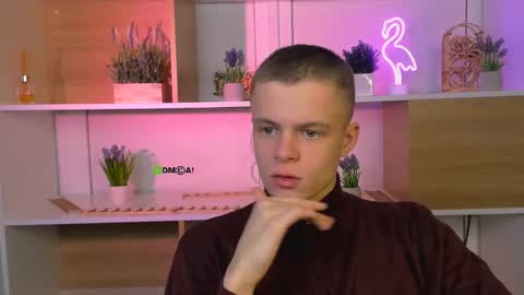 veldi_to online show from 12-22-25, 07:44