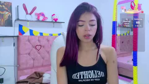 Snapshot of velinahoneyy chatting on 07-01-26, 12:29 velinahoneyy online show from 07-01-26, 12:29