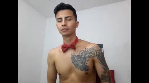 velk_hot1 online show from 02-24-25, 03:09