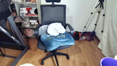 Im VelaI will be Christmas and New Year with my family December 22 to January 13 I will miss you guys. online show from 03-08-26, 02:04