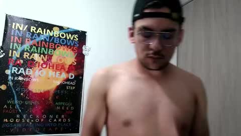 Snapshot of veluvb chatting on 11-23-25, 10:20 veluvb online show from 11-23-25, 10:20